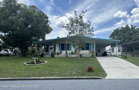 7582 Fairlane Avenue, Brooksville, FL 34613