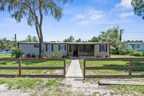 9926 Lake Drive, Weeki Wachee, FL 34613