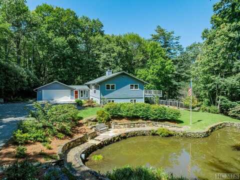 214 Hive Road, Glenville, NC 28736