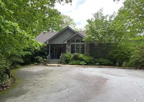 146 Long Hunters Road, Lake Toxaway, NC 28747