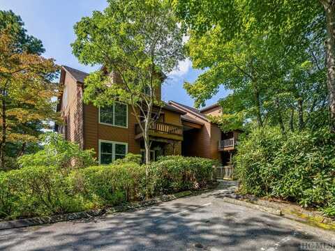 135 Toxaway Views Drive, Lake Toxaway, NC 28747