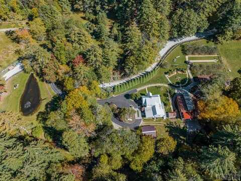 144 Laurel Knob Road, Cashiers, NC 28717