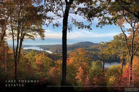 105 Boulder Knob Drive, Lake Toxaway, NC 28747