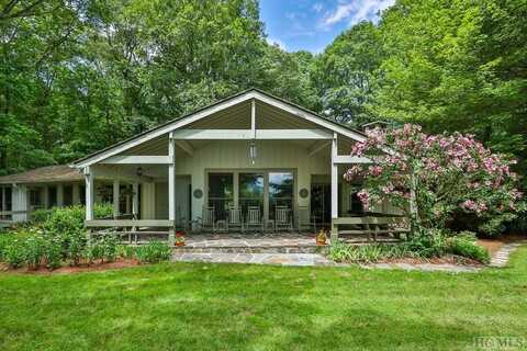 36 Devils Courthouse View, Cashiers, NC 28717