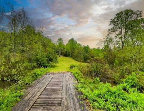 TBD Flat Creek Drive, Lake Toxaway, NC 28747