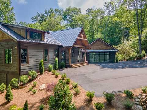 471 Sherwood Forest Road, Highlands, NC 28741