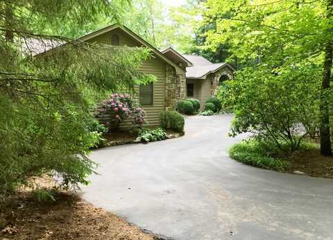 545 S East Shore Drive, Lake Toxaway, NC 28747