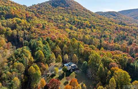 360 Comanche Road, Cullowhee, NC 28723