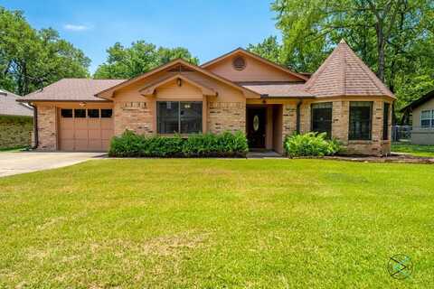 125 Cedarwood Dr, Enchanted Oaks, TX 75156