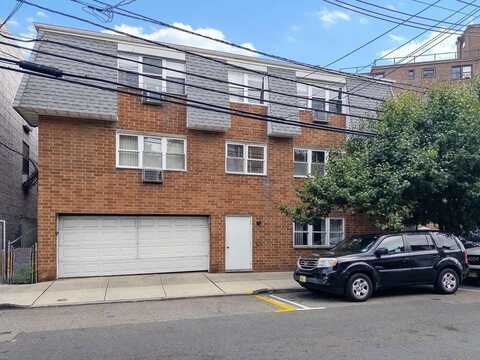 412 68TH ST, Guttenberg, NJ 07093