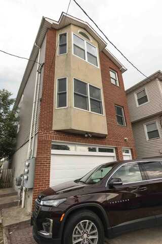 228 MALLORY AVE, JC, West Bergen, NJ 07304