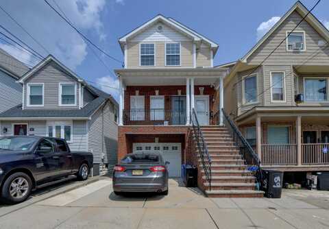 89 WEST 55TH ST, Bayonne, NJ 07002