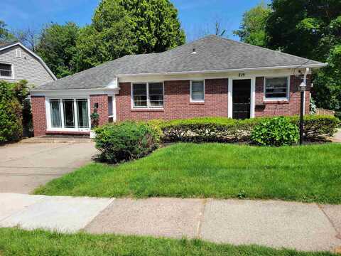 219 OVERPECK AVE, Ridgefield Park, NJ 07660