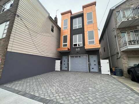 68 WEST 21ST ST, Bayonne, NJ 07002