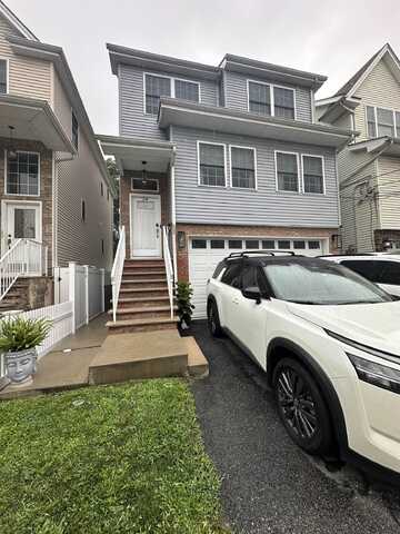 24 NEW ST, Bayonne, NJ 07002