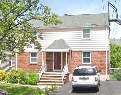 5 MACARTHUR AVE, Lodi, NJ 07644