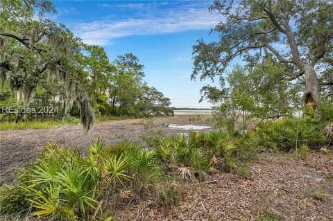 18 Indian Hill Lane, Hilton Head Island, SC 29926