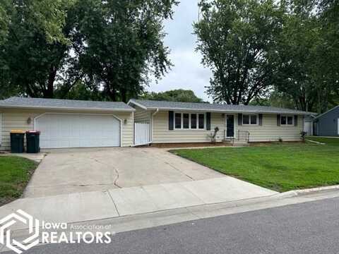 406 W Overmeyer Drive, Algona, IA 50511