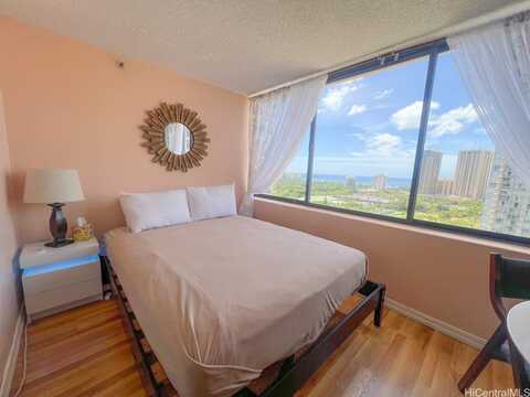 444 Niu Street, Honolulu, HI 96815
