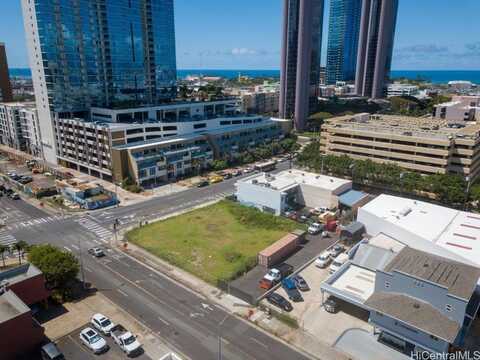 586 South Street, Honolulu, HI 96813