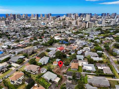 2002 Hunnewell Street, Honolulu, HI 96822