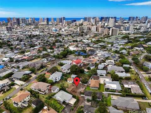 2002 Hunnewell Street, Honolulu, HI 96822