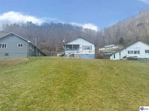 106 Henry Clay Road, Lookout, KY 41542