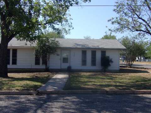 900 E WALLACE, Llano, TX 78643