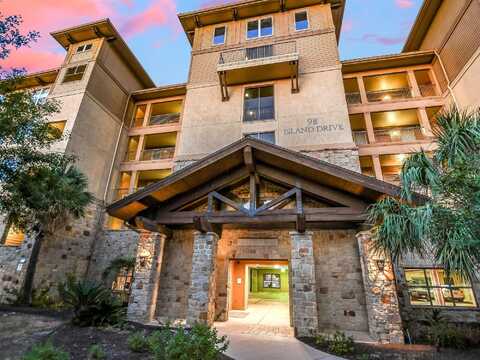 98 Island Dr #21, Horseshoe Bay, TX 78657