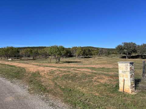 901 Escalar Drive, Kingsland, TX 78609