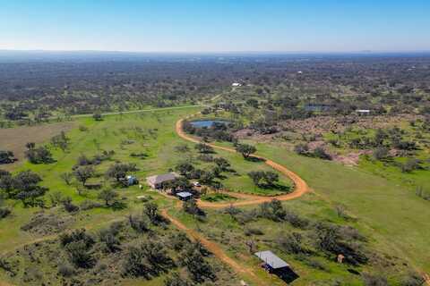 8429 W Hwy 29, Llano, TX 78643