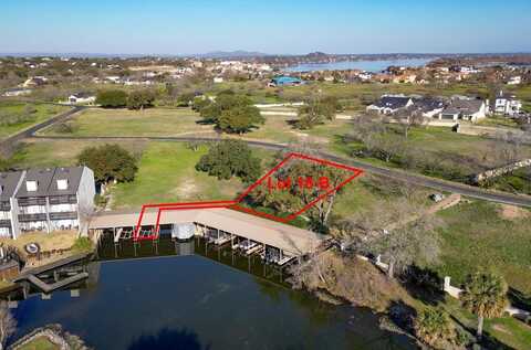 16-b Diagonal, Horseshoe Bay, TX 78657