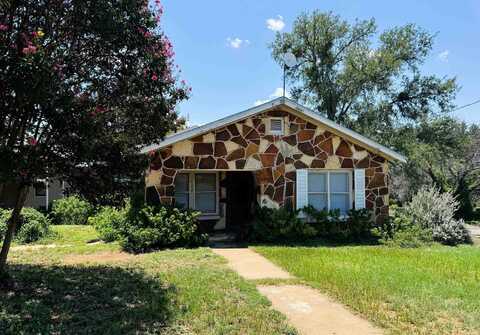 402 E Tarrant, Llano, TX 78643