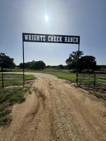 8653 N State Highway 16, Llano, TX 78643