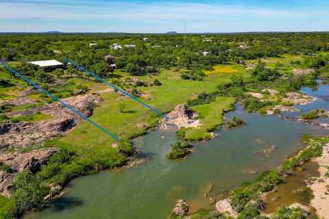 501 E Scott Drive, Llano, TX 78643