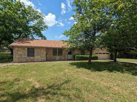 8 Saul St, Lampasas, TX 76550