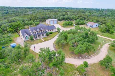 271 Rollin N Ranch Road, Blanco, TX 78606