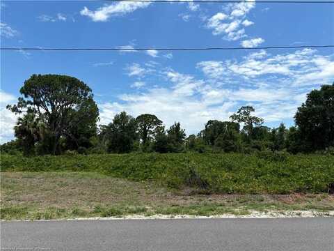 311 Lake Groves Road NE, Lake Placid, FL 33852