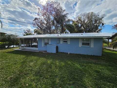 111 Cypress Point, Lorida, FL 33857