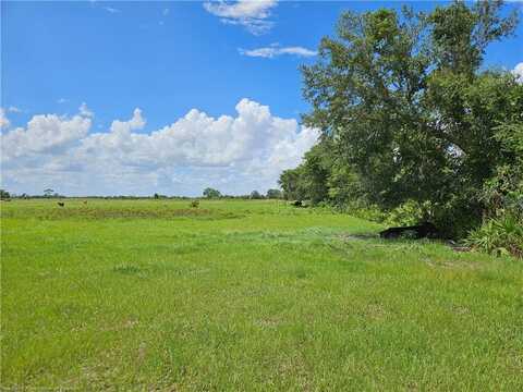 1000 Cattle Ranch Road, Venus, FL 33960