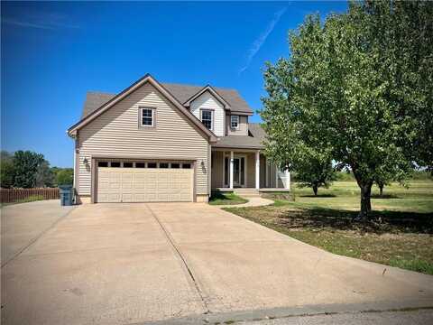 910 Hemlock Street, Paola, KS 66071