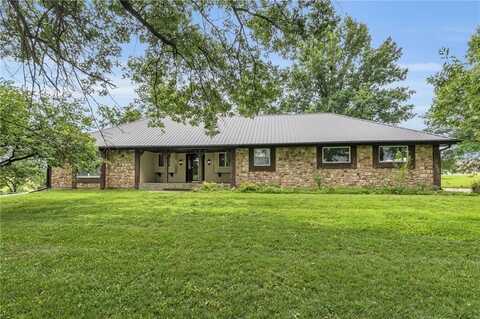 1403 W 116 Highway, Plattsburg, MO 64477