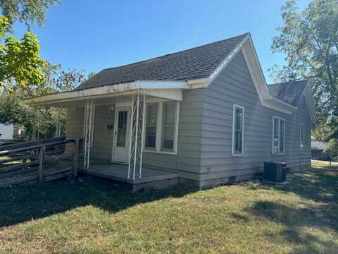 815 W 6th Street, Pittsburg, KS 66762