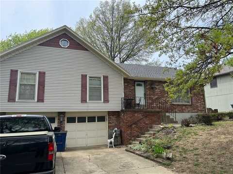 1513 SW White Oak Lane, Blue Springs, MO 64015