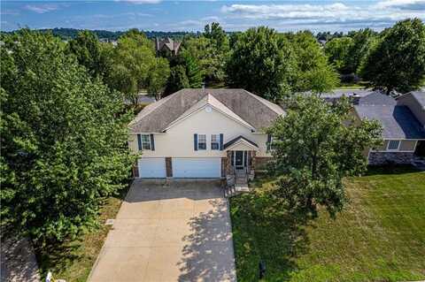 1203 SW 4th Street, Oak Grove, MO 64075