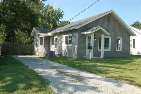 306 W Ohio Street W, Clinton, MO 64735