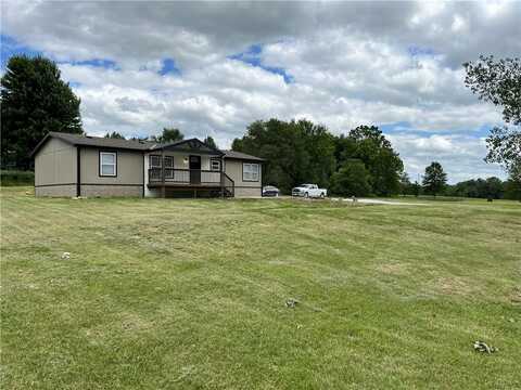 635 1971st Road, Lone Jack, MO 64070