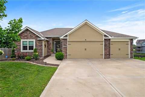 18300 Rock Creek Drive, Smithville, MO 64089