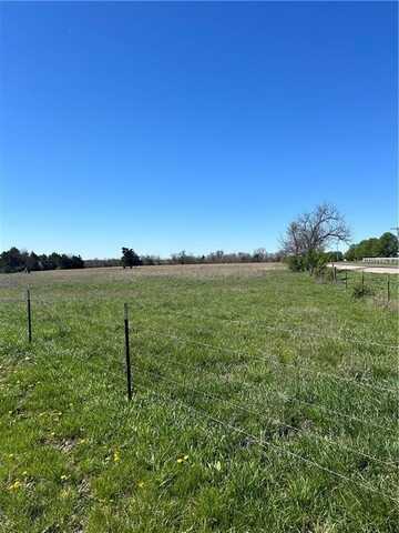 2018 Old 50 Highway, Ottawa, KS 66067