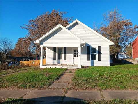 214 S Main Street, Carrollton, MO 64633